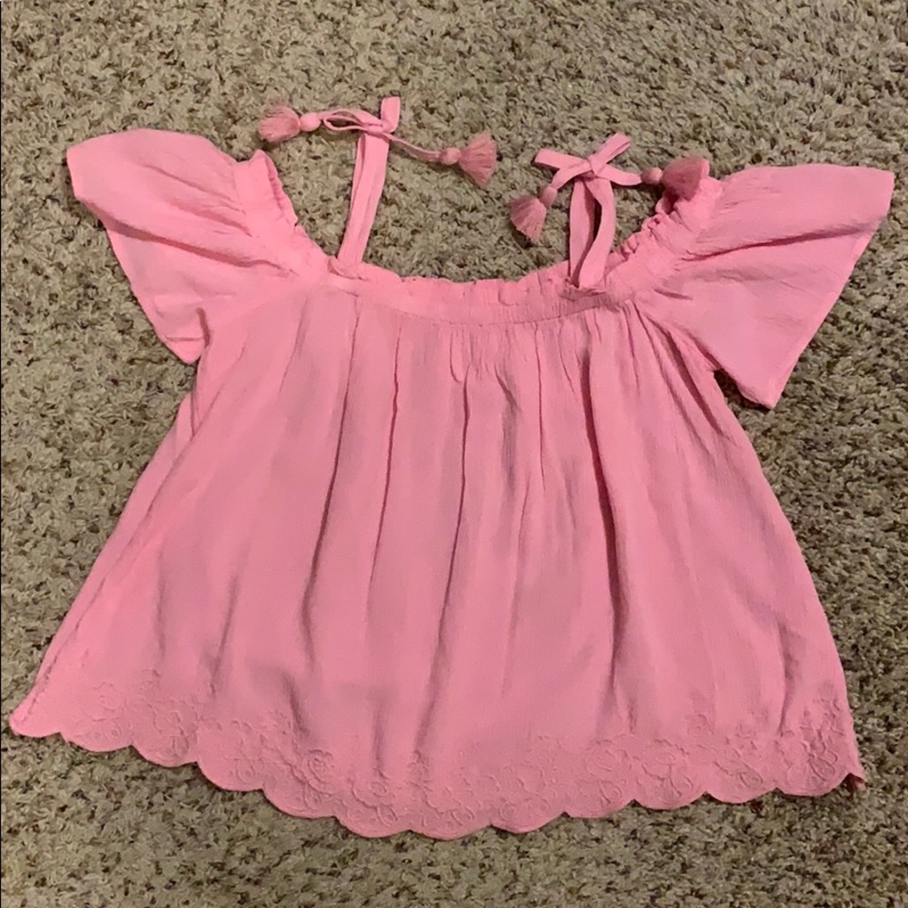 Pink tank with sleeves